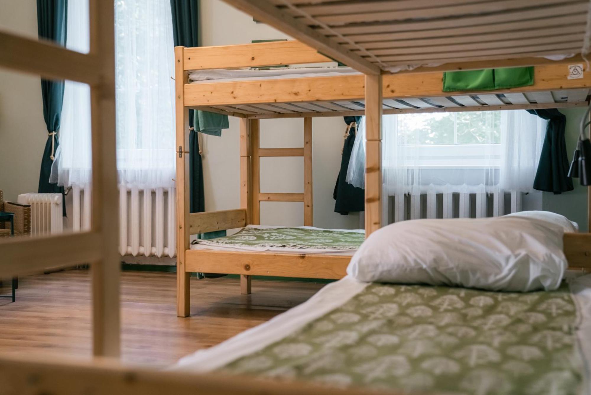 Downtown Forest Hostel & Camping فيلنيوس المظهر الخارجي الصورة