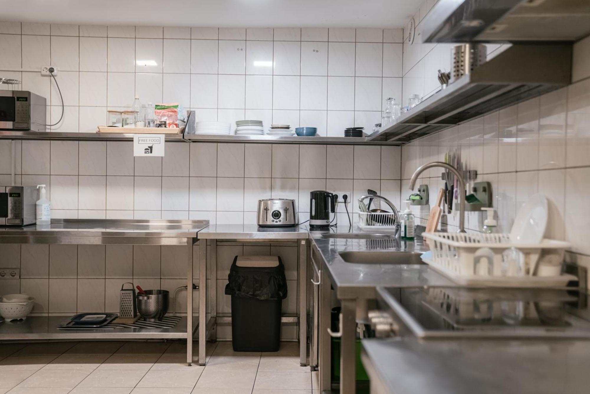 Downtown Forest Hostel & Camping فيلنيوس المظهر الخارجي الصورة