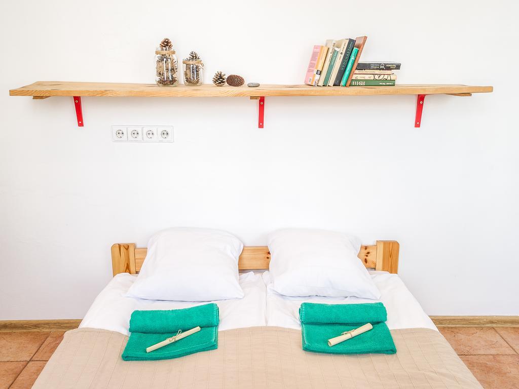 Downtown Forest Hostel & Camping فيلنيوس المظهر الخارجي الصورة