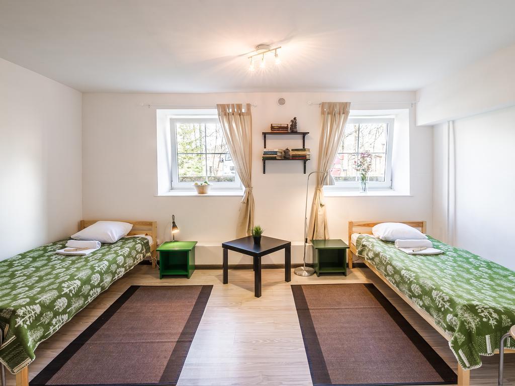 Downtown Forest Hostel & Camping فيلنيوس المظهر الخارجي الصورة