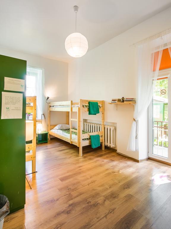 Downtown Forest Hostel & Camping فيلنيوس المظهر الخارجي الصورة