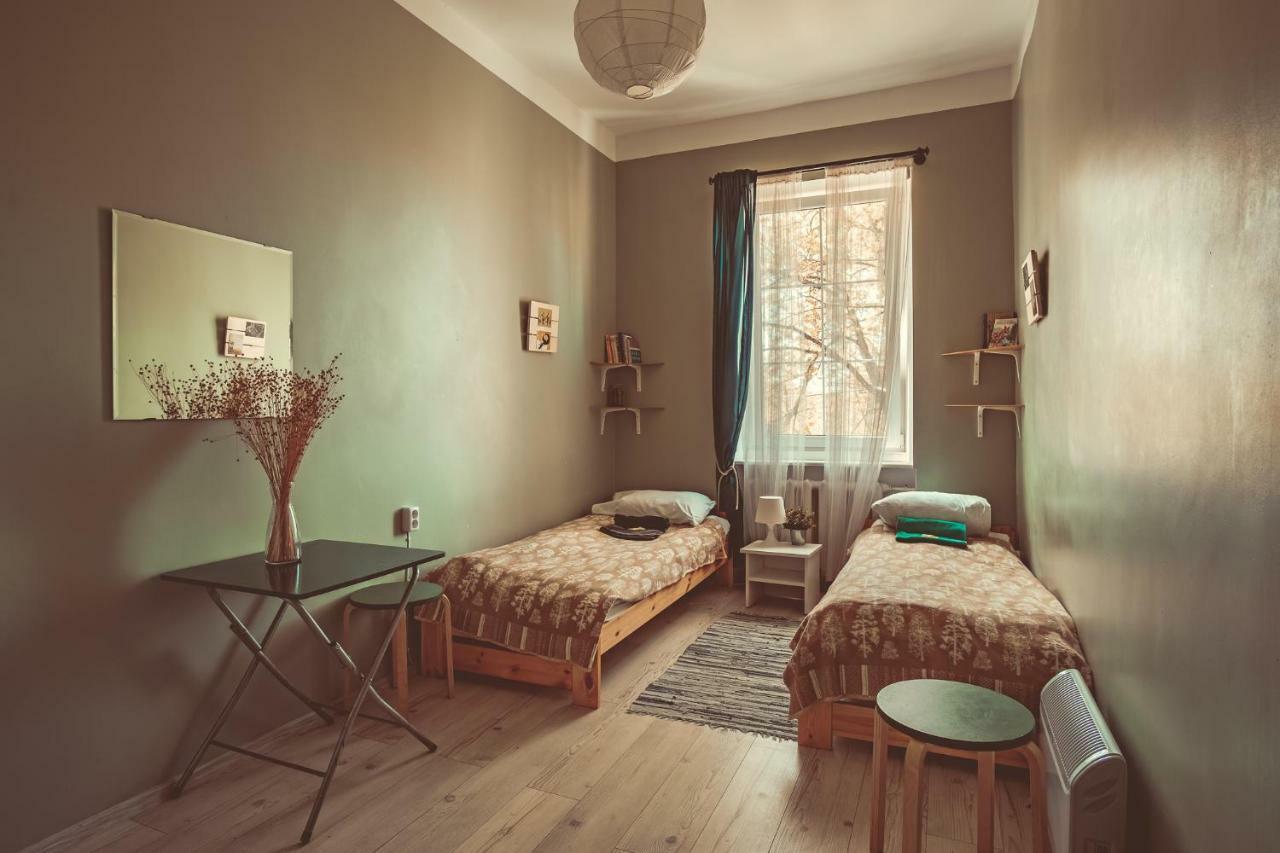 Downtown Forest Hostel & Camping فيلنيوس المظهر الخارجي الصورة