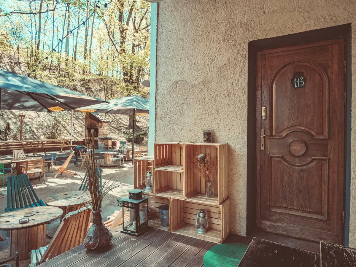 Downtown Forest Hostel & Camping فيلنيوس المظهر الخارجي الصورة