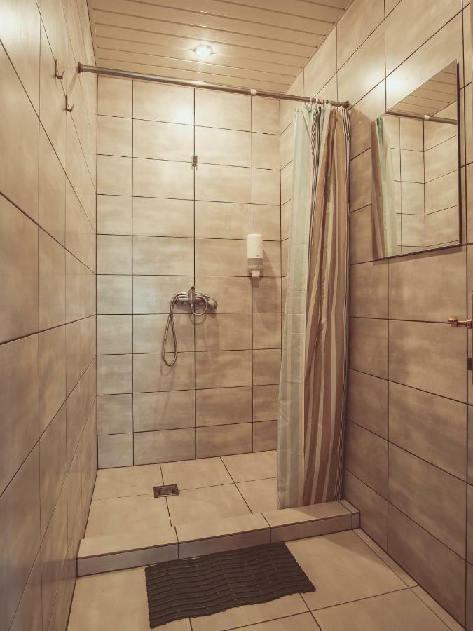 Downtown Forest Hostel & Camping فيلنيوس المظهر الخارجي الصورة